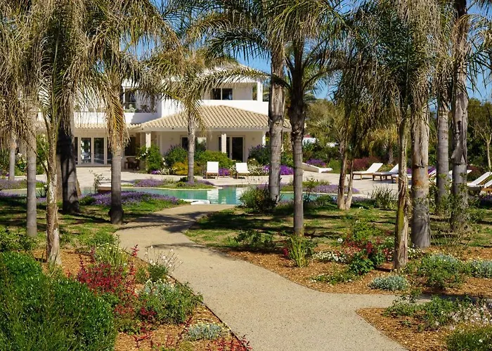 ホテル Sant Efis 4*