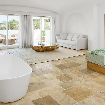Sant Efis Hotel 4*
