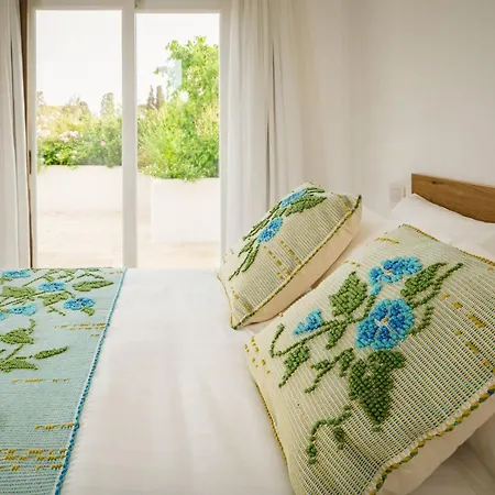 Sant Efis Hotell Pula