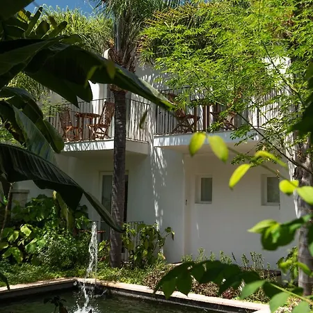 Sant Efis Hotel