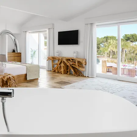 מלון Sant Efis 4*