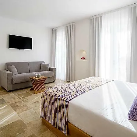 Sant Efis 4* Pula