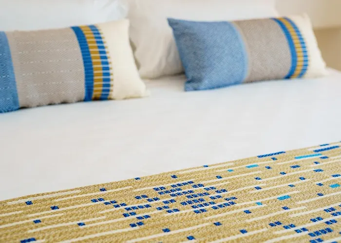 Ξενοδοχείο Sant Efis 4*